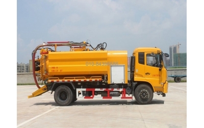 城市清道夫 東風(fēng)天錦下水道疏通車(chē)的高效運(yùn)作與應(yīng)用